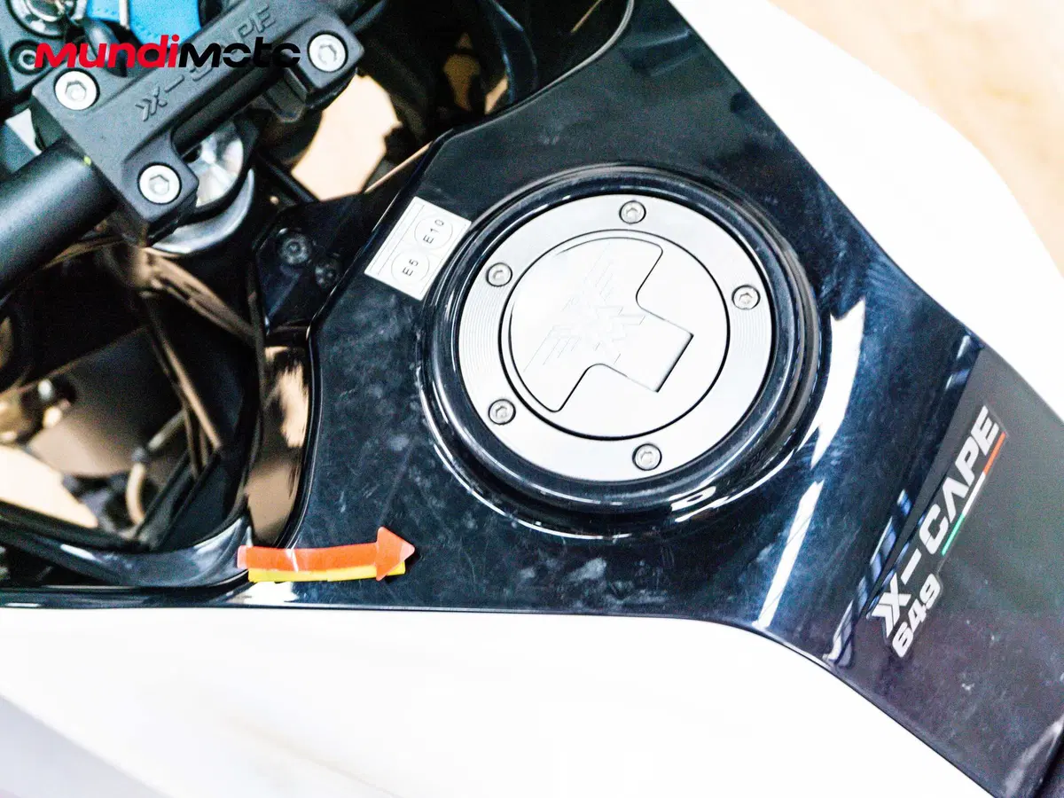 Moto Morini X-Cape 650 (2021 - 26) (17)