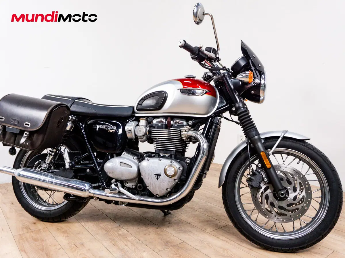 Triumph Bonneville T120 (2026) (2)