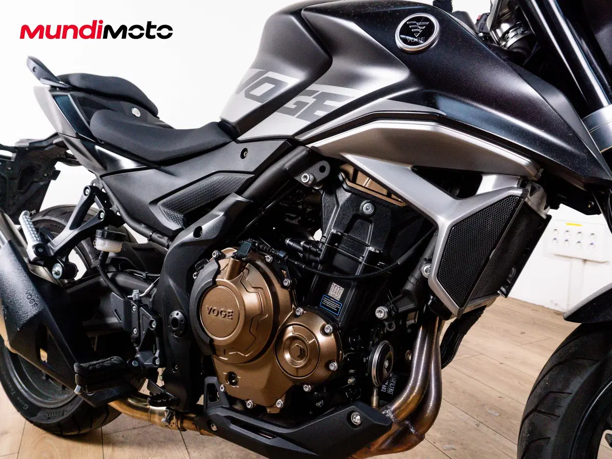 Voge Brivido 300 R (2020) (5)