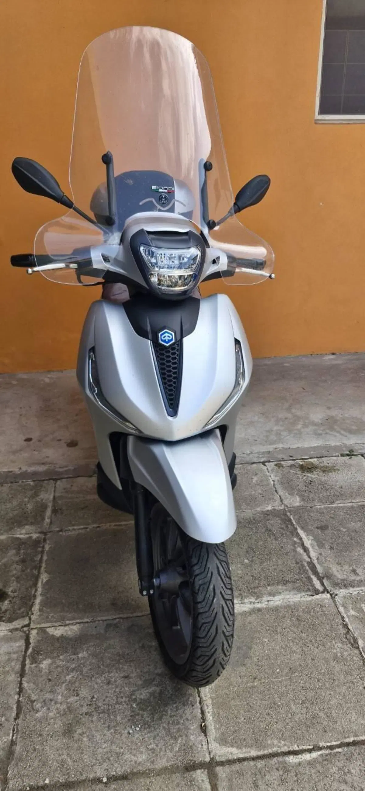 Piaggio Beverly 300 S ABS-ASR (2021 - 25) (6)
