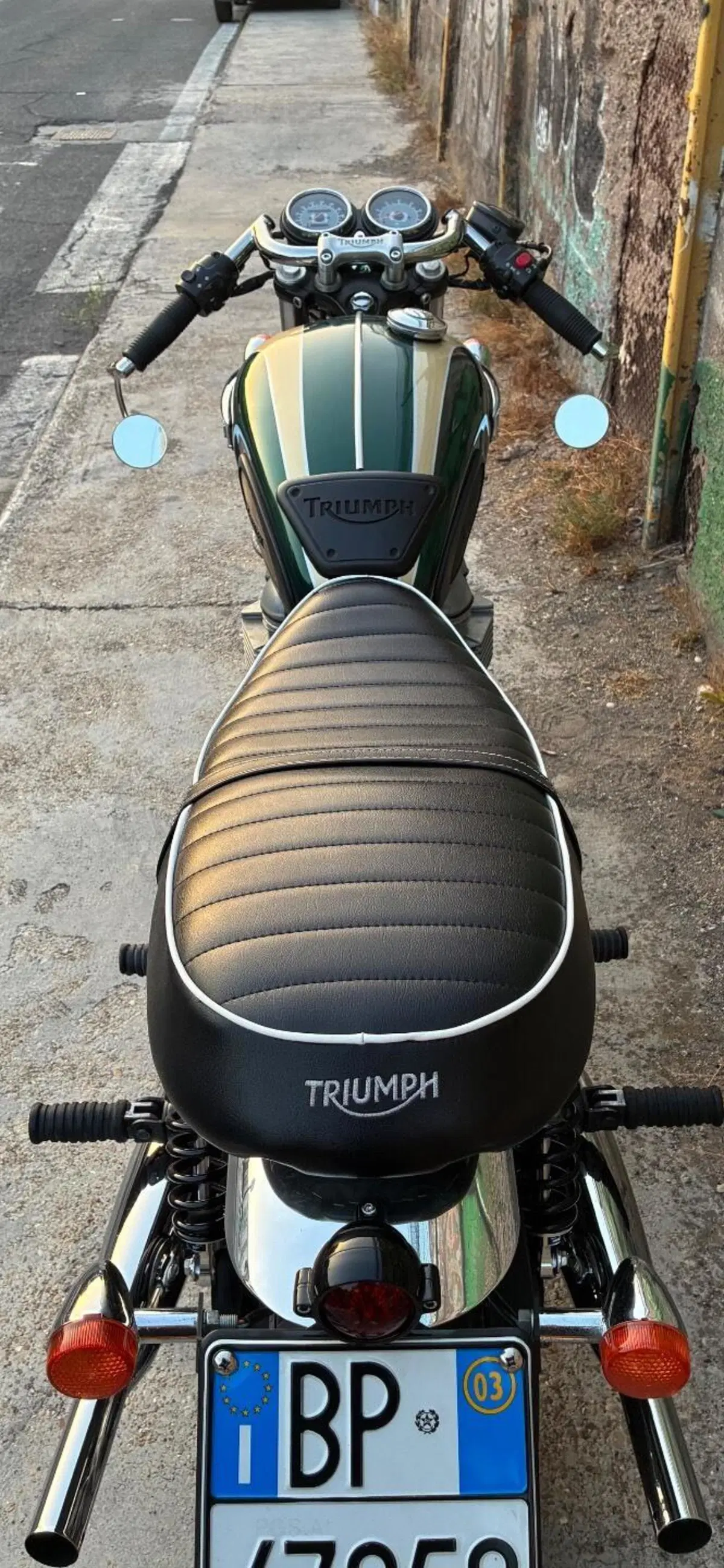 Triumph Bonneville T100 (13)
