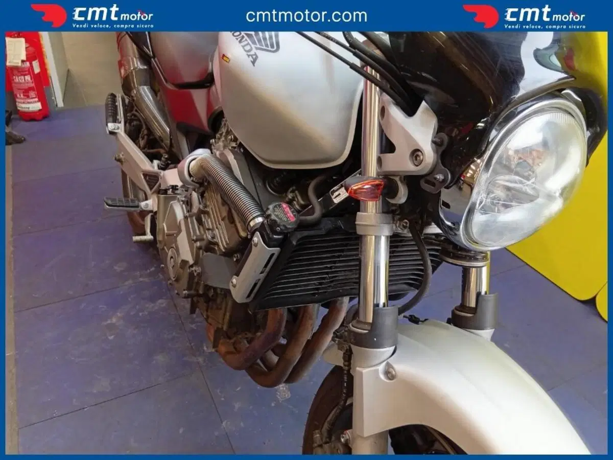 Honda Hornet 600 (2005 - 06) (13)