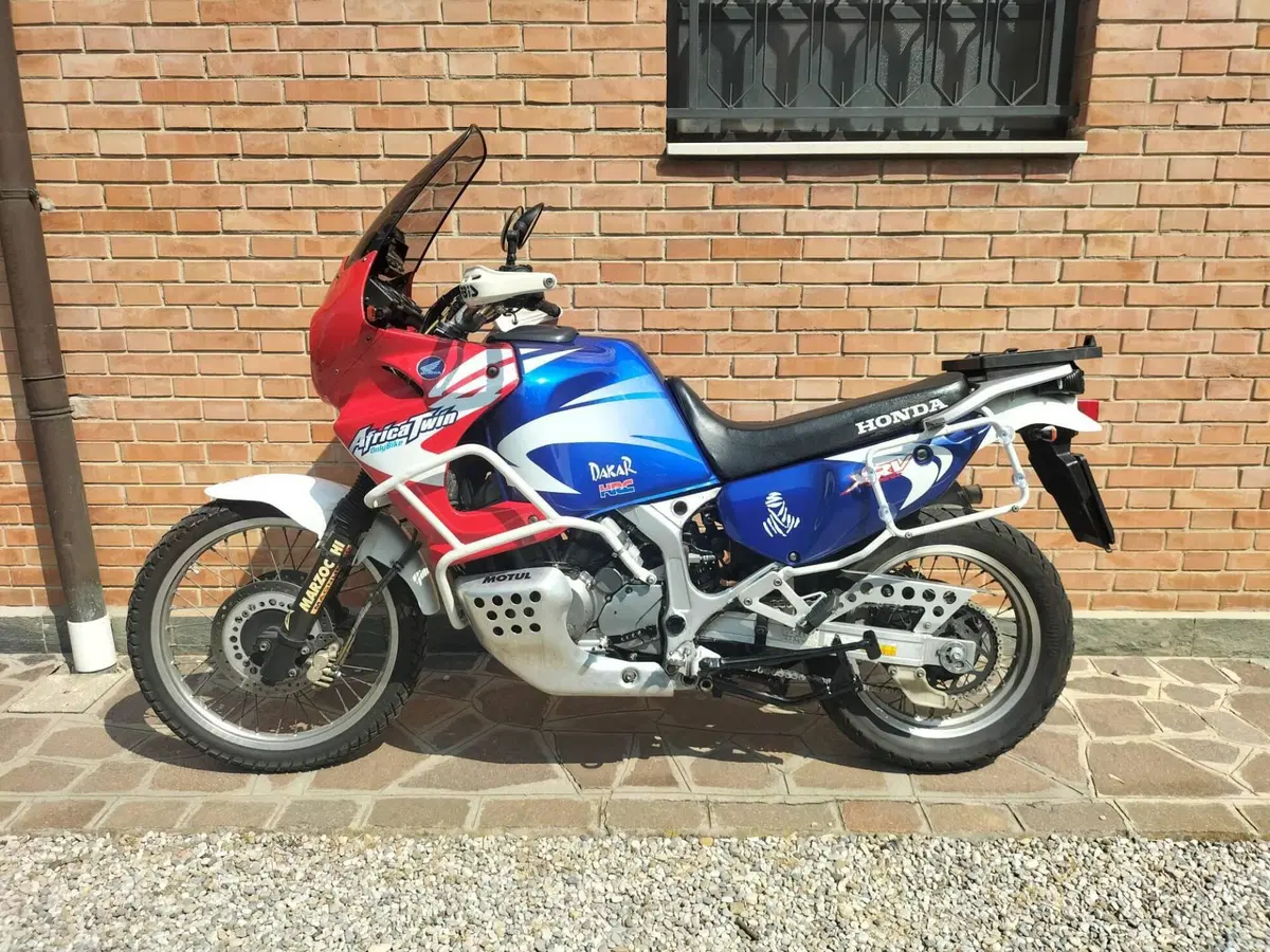 Honda Africa Twin XRV 750 (1996 - 02) (9)