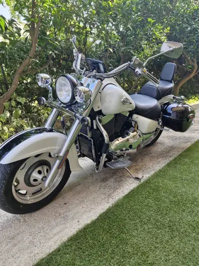 Suzuki VL 1500 Intruder usata