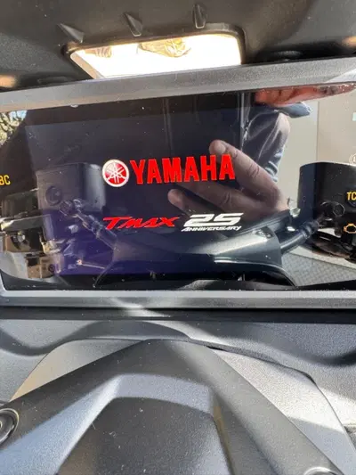 Yamaha T-Max 560 25th Anniversary (2026) usata
