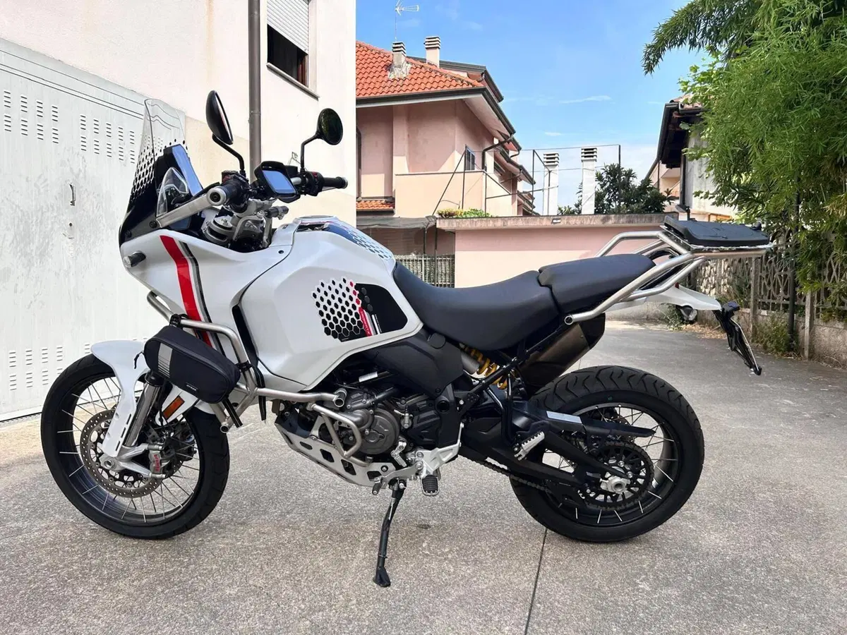 Ducati DesertX (2022 - 25) (4)