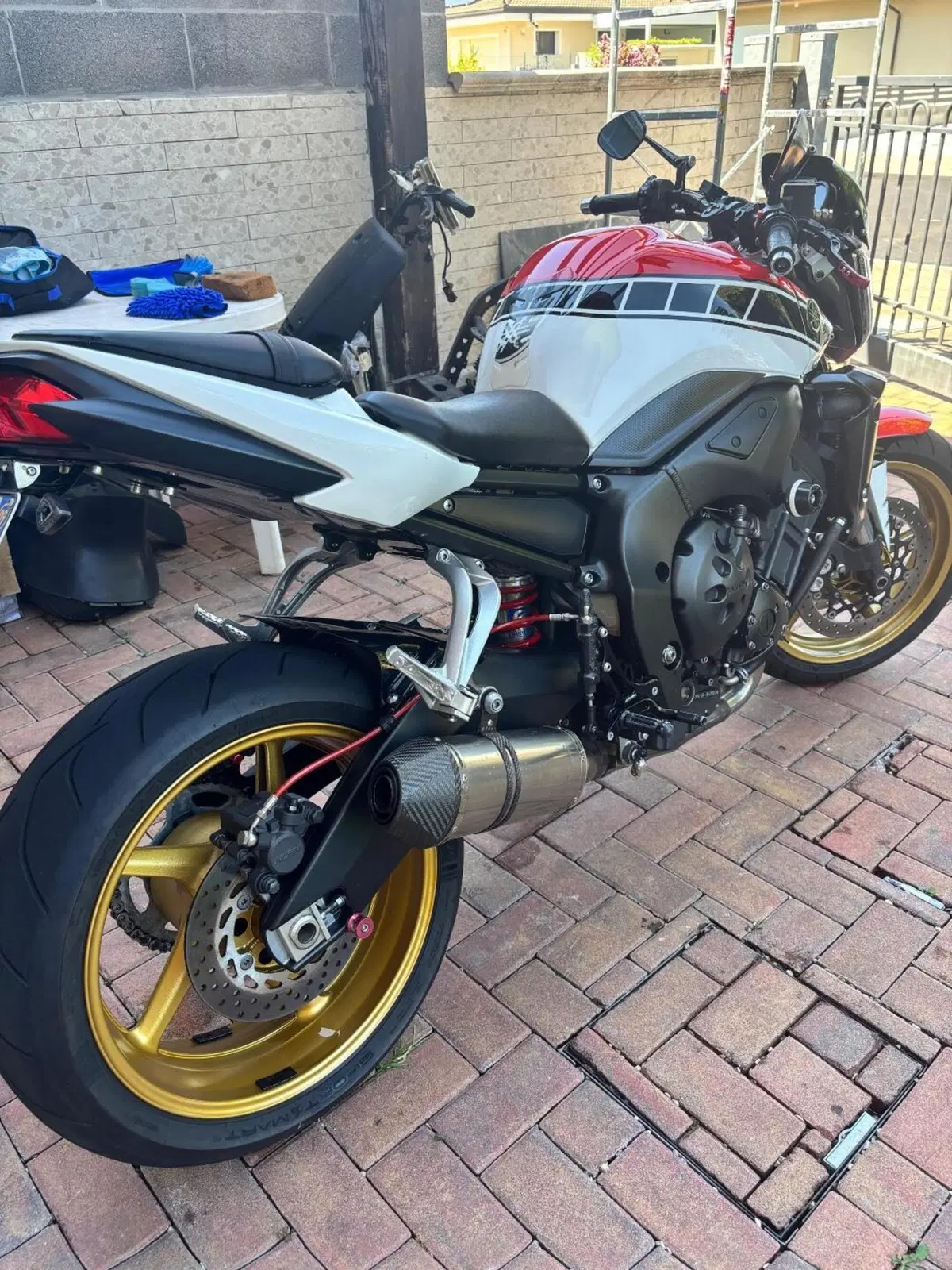 Yamaha FZ1 (2006 - 16) (9)
