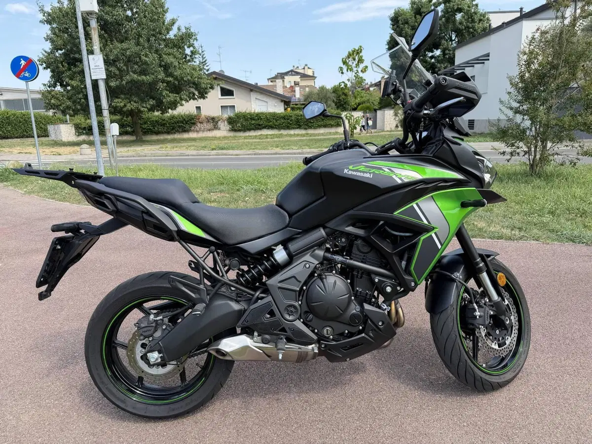Kawasaki Versys 650 (2021 - 24) (2)