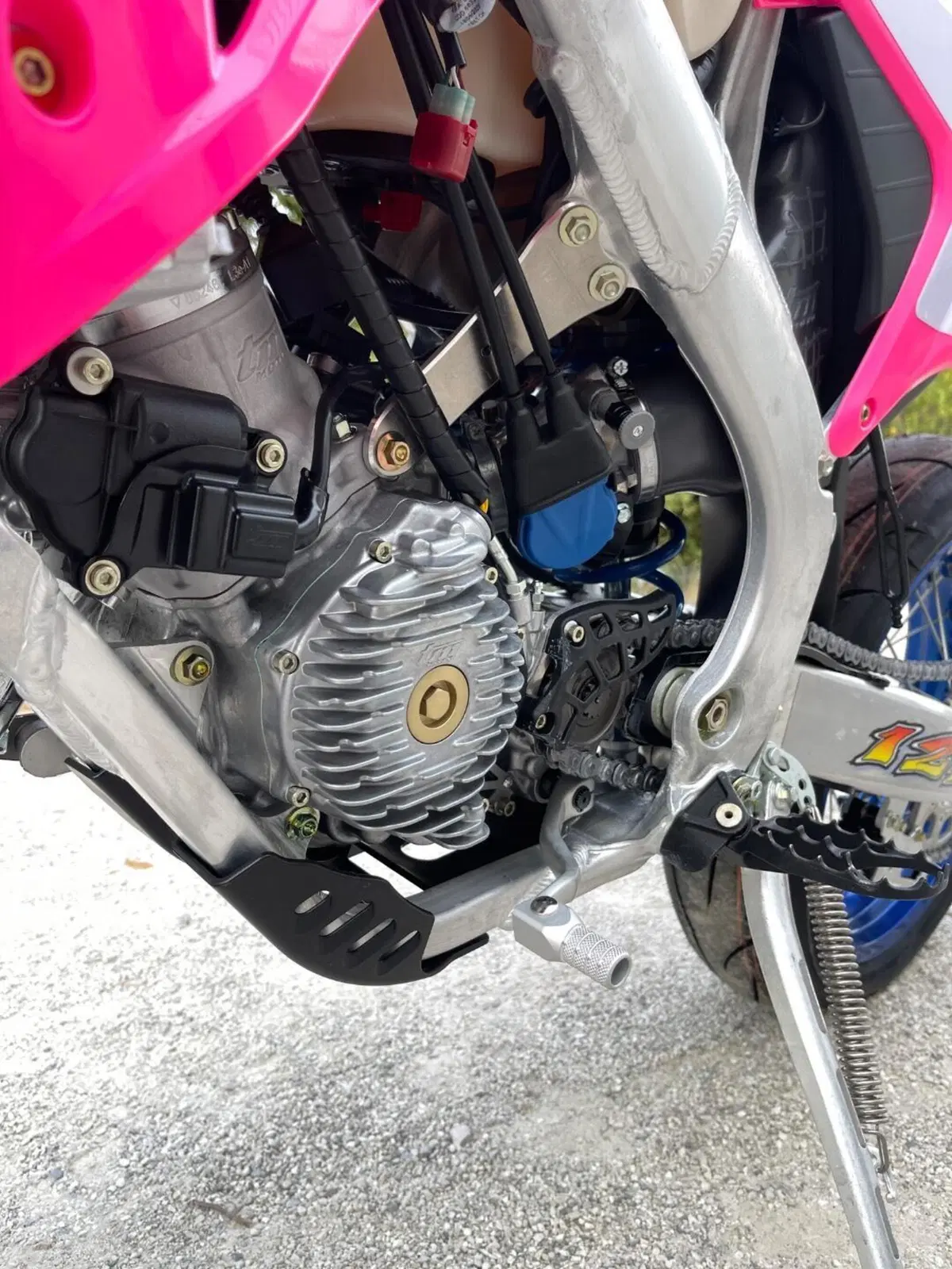 Tm Moto SMR 125 ES Fi 2T (2026) (8)