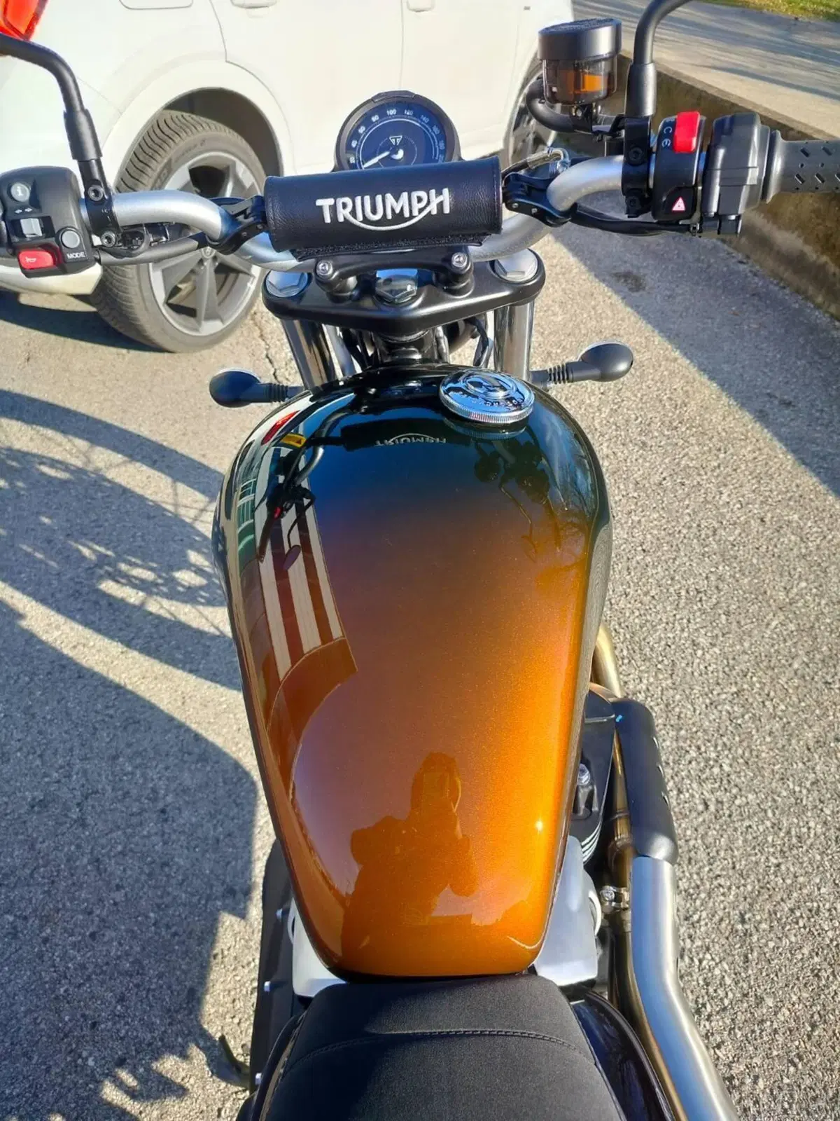 Triumph Scrambler 900 Stealth Edition (2024) (7)