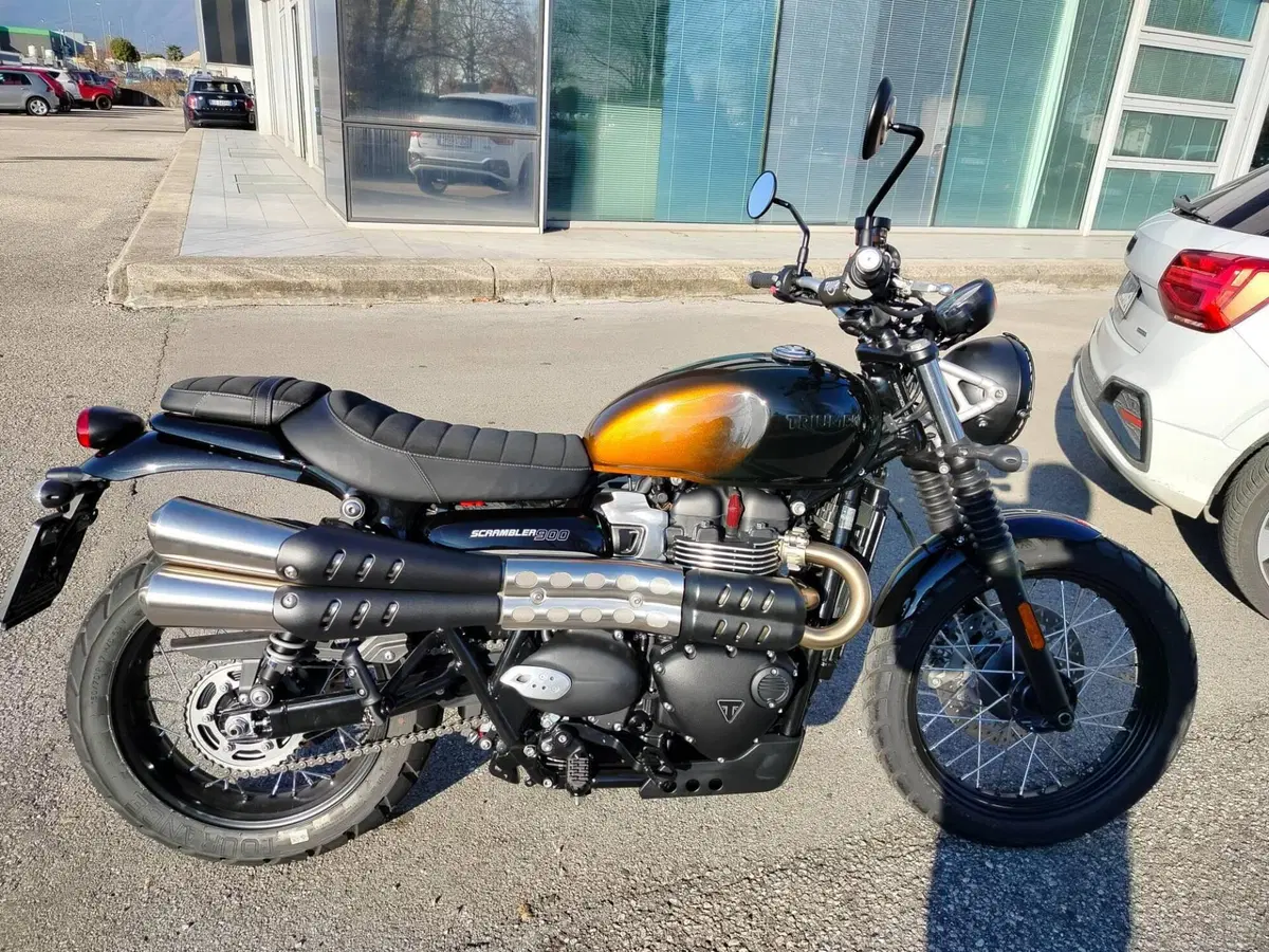 Triumph Scrambler 900 Stealth Edition (2024) (19)