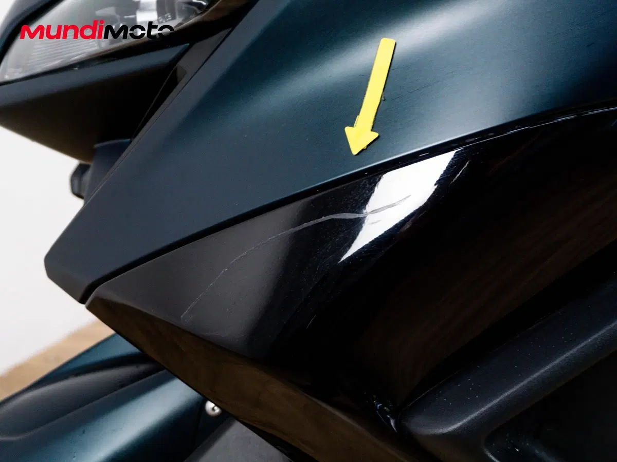 Yamaha T-Max 560 Tech Max (2025 - 26) (13)