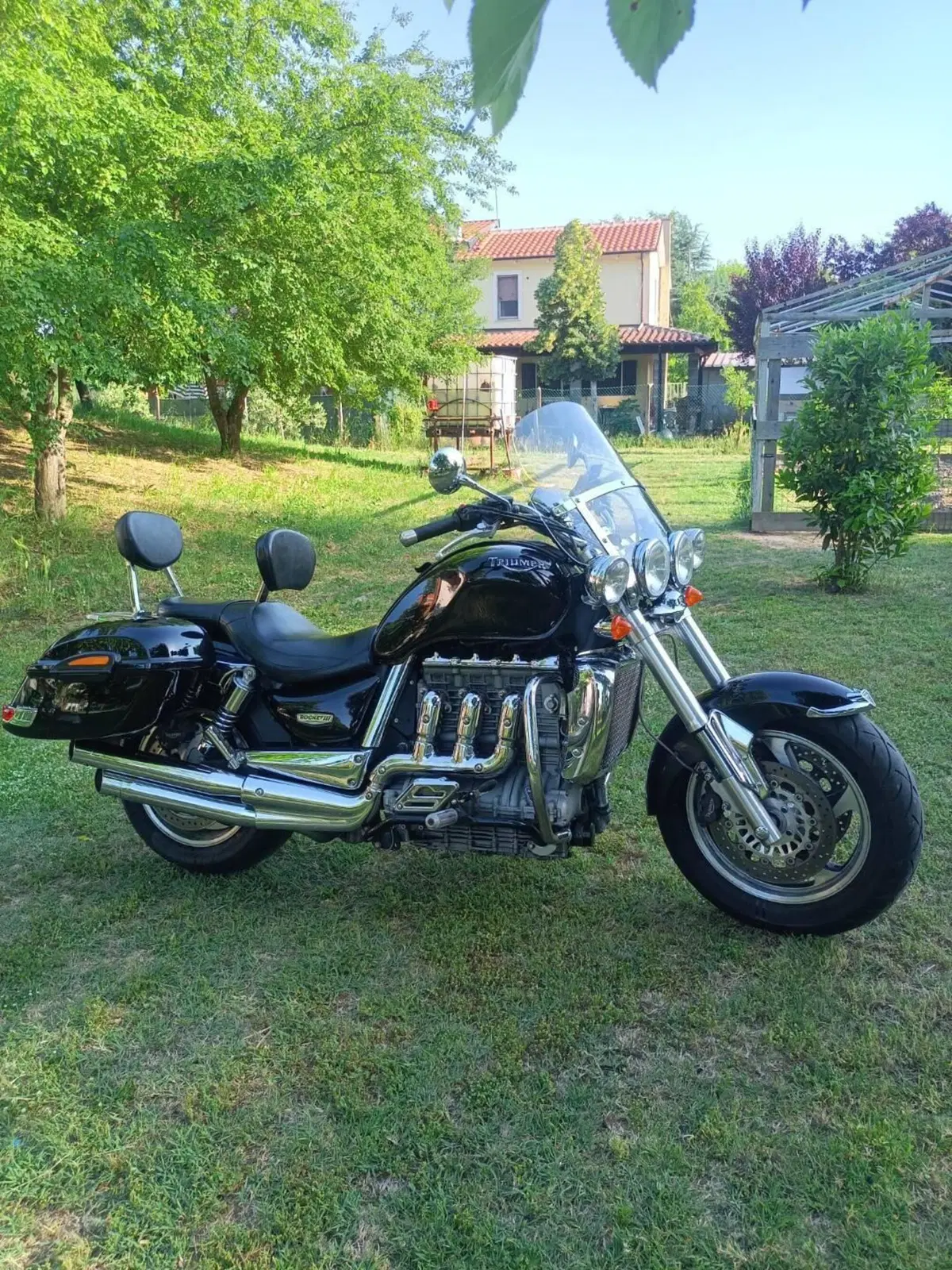 Triumph Rocket 3 (2004 - 11)
