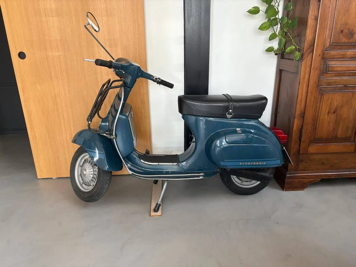 Piaggio 125 primavera ET3 blue jeans (3)