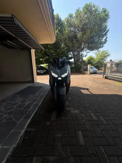Yamaha X-Max 400 Tech Max (2020) usata