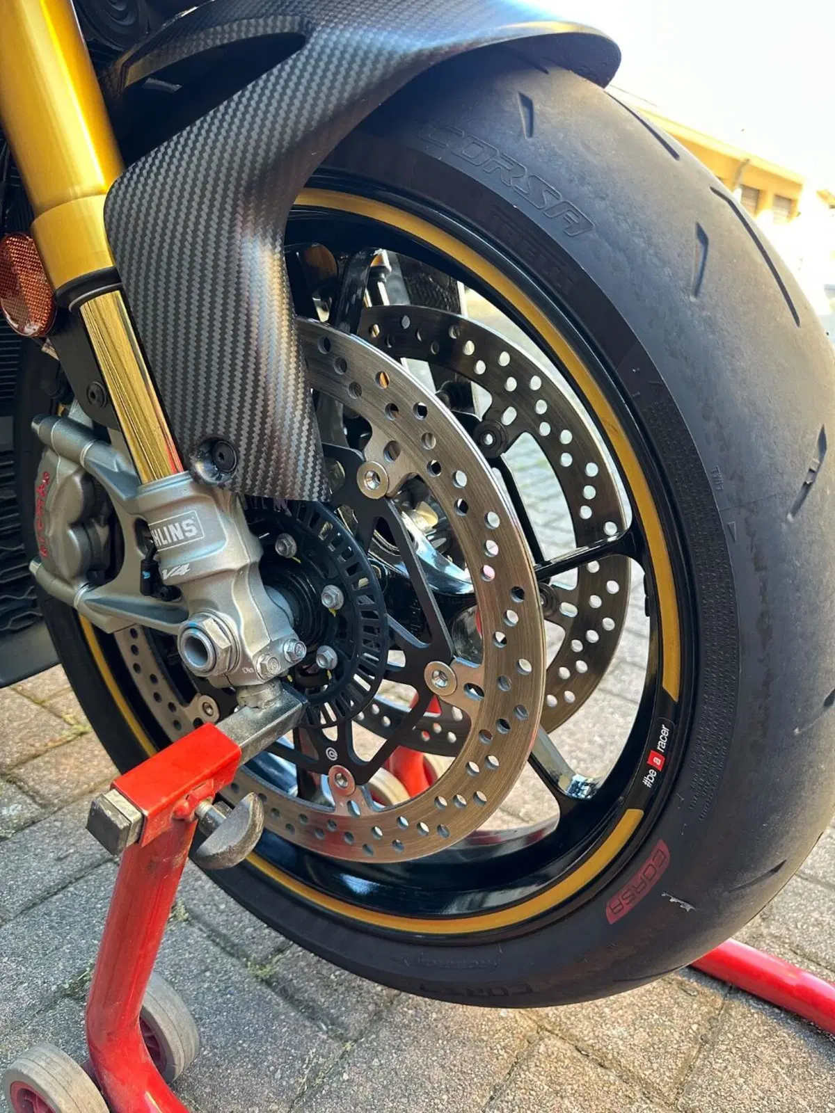 Aprilia Tuono V4 Factory (2021 - 24) (4)
