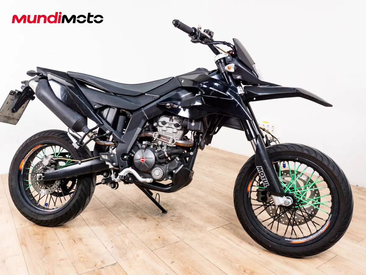 Aprilia SX 125 (2007 - 13) (2)