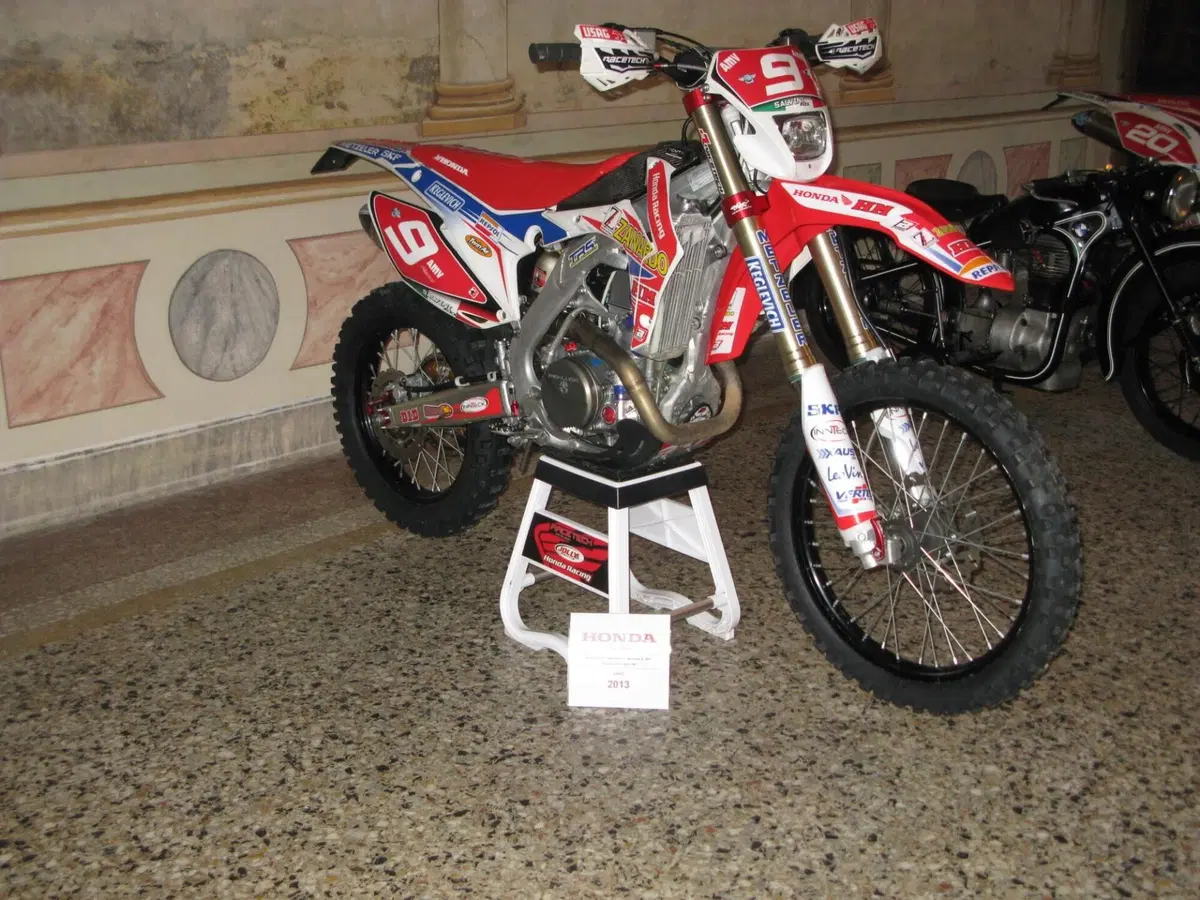 Honda CRF 450R (2013)