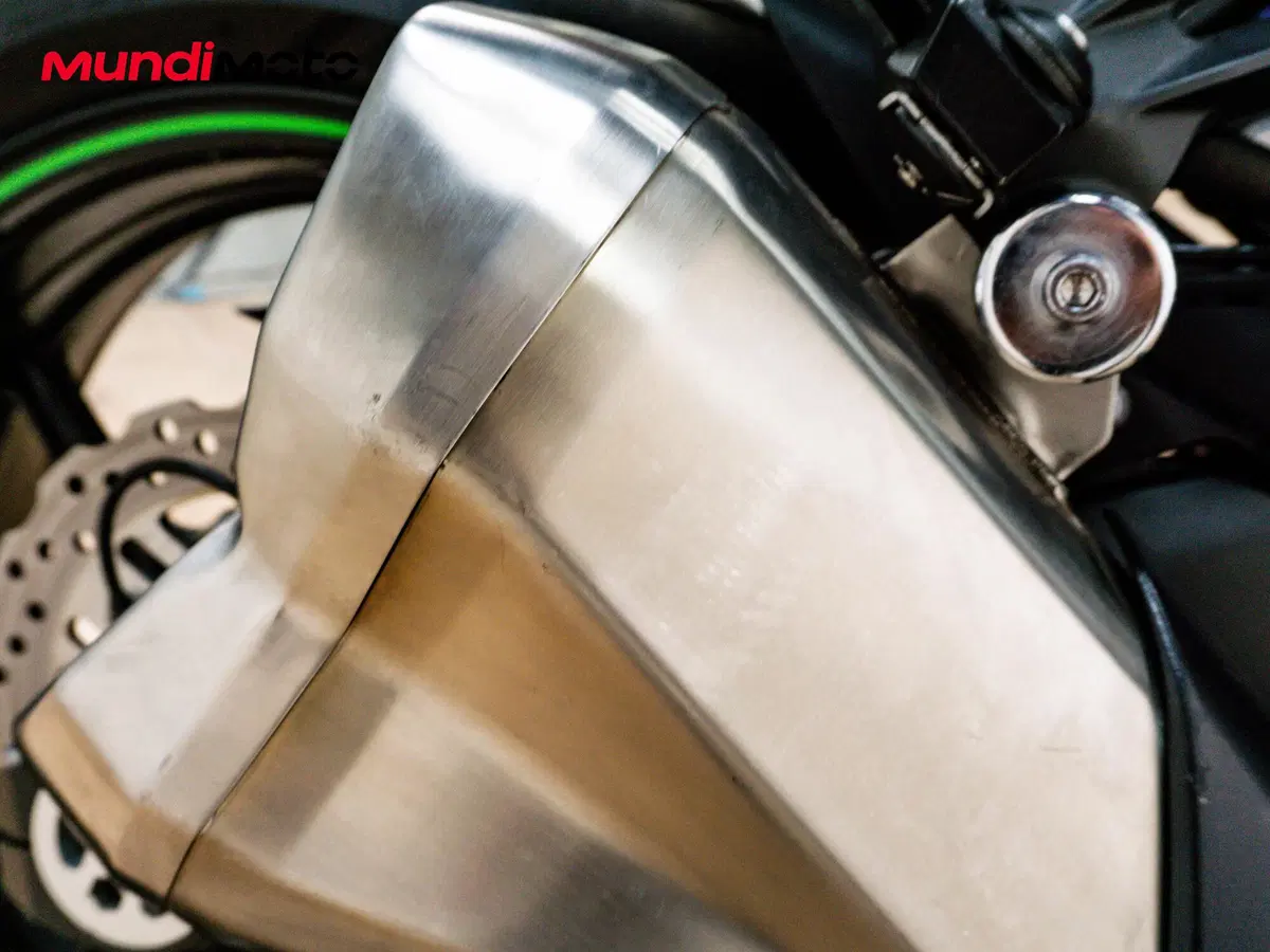 Kawasaki Z 1000 ABS (2010 - 13) (14)