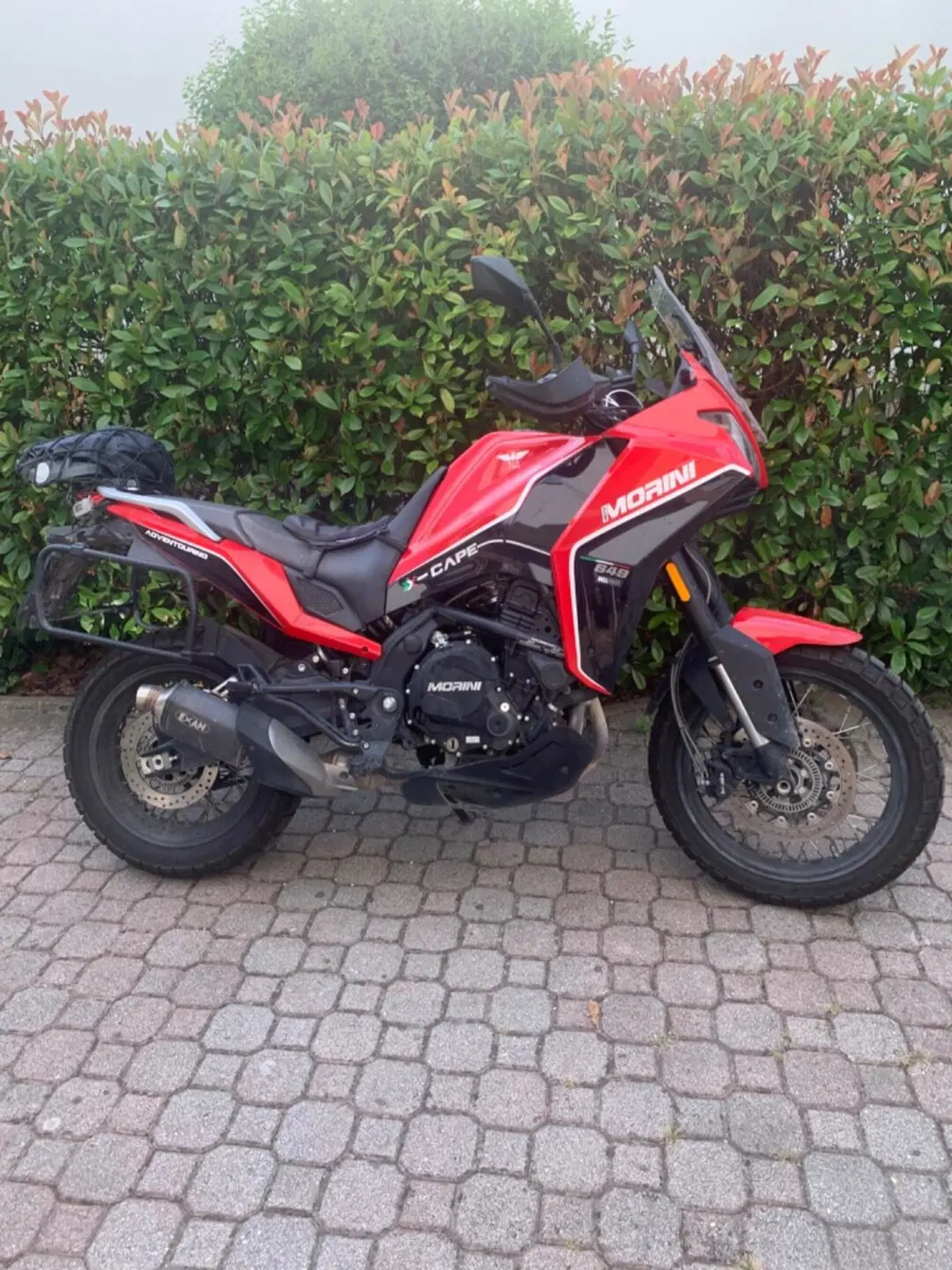 Moto Morini X-Cape 650 (2021 - 26) (2)