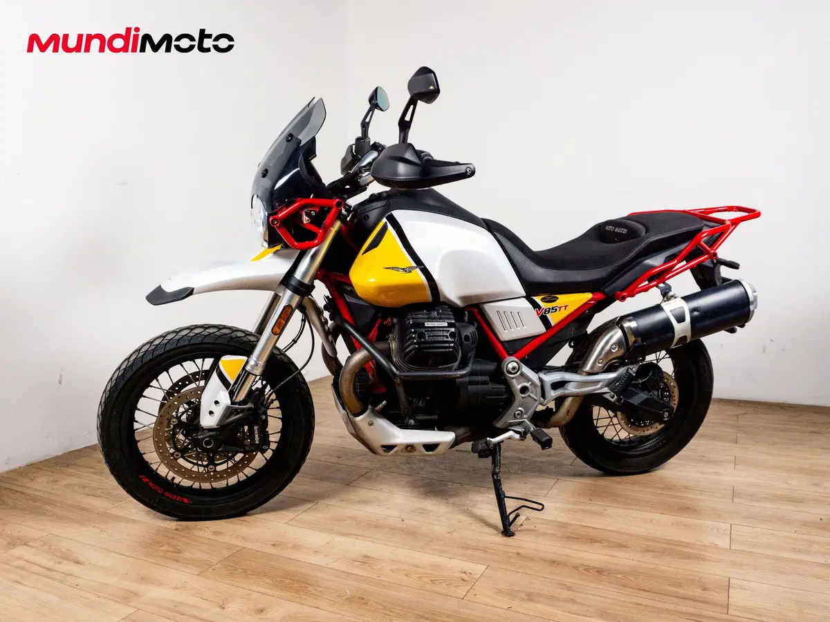 Moto Guzzi V85 TT Evocative Graphics (2019 - 20) (8)