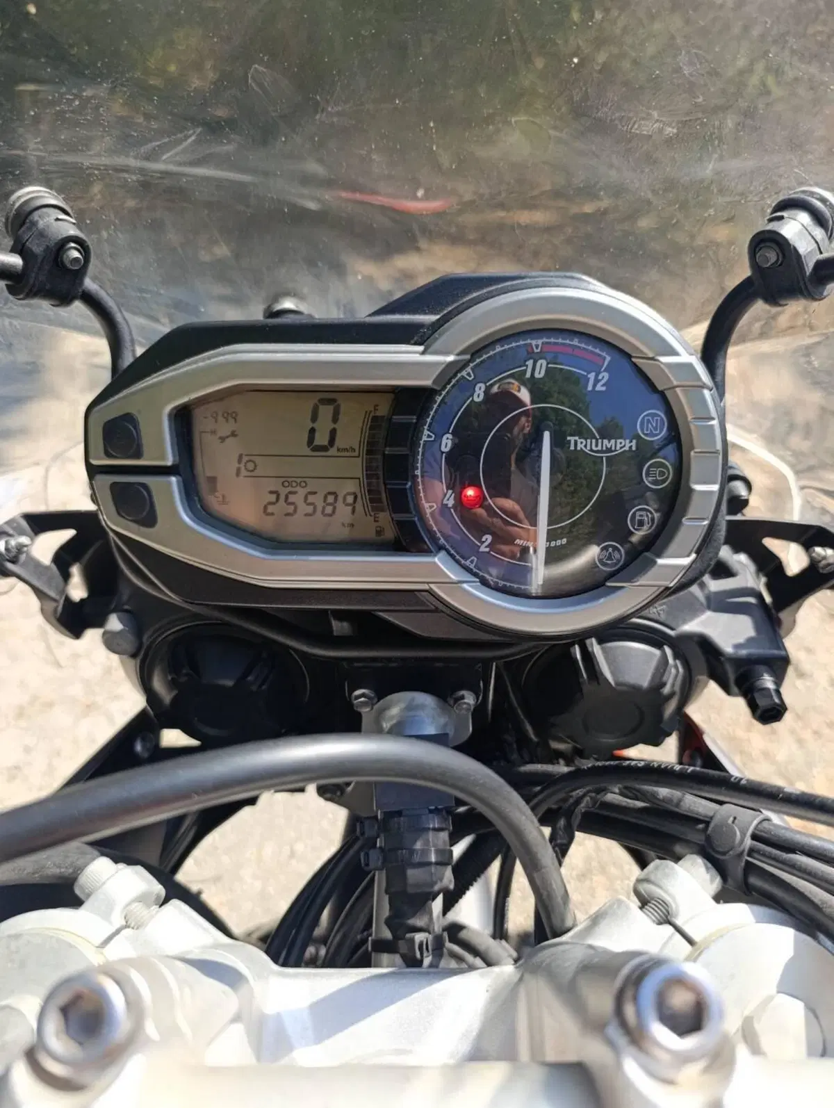 Triumph Tiger 800 XC ABS (2010 - 14) (9)