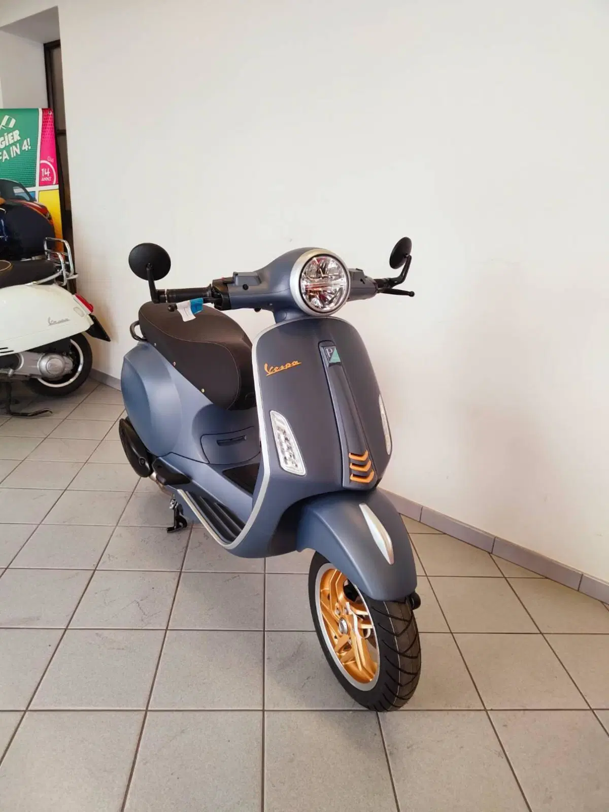 Vespa Primavera 125 Officina 8 (2026) (5)