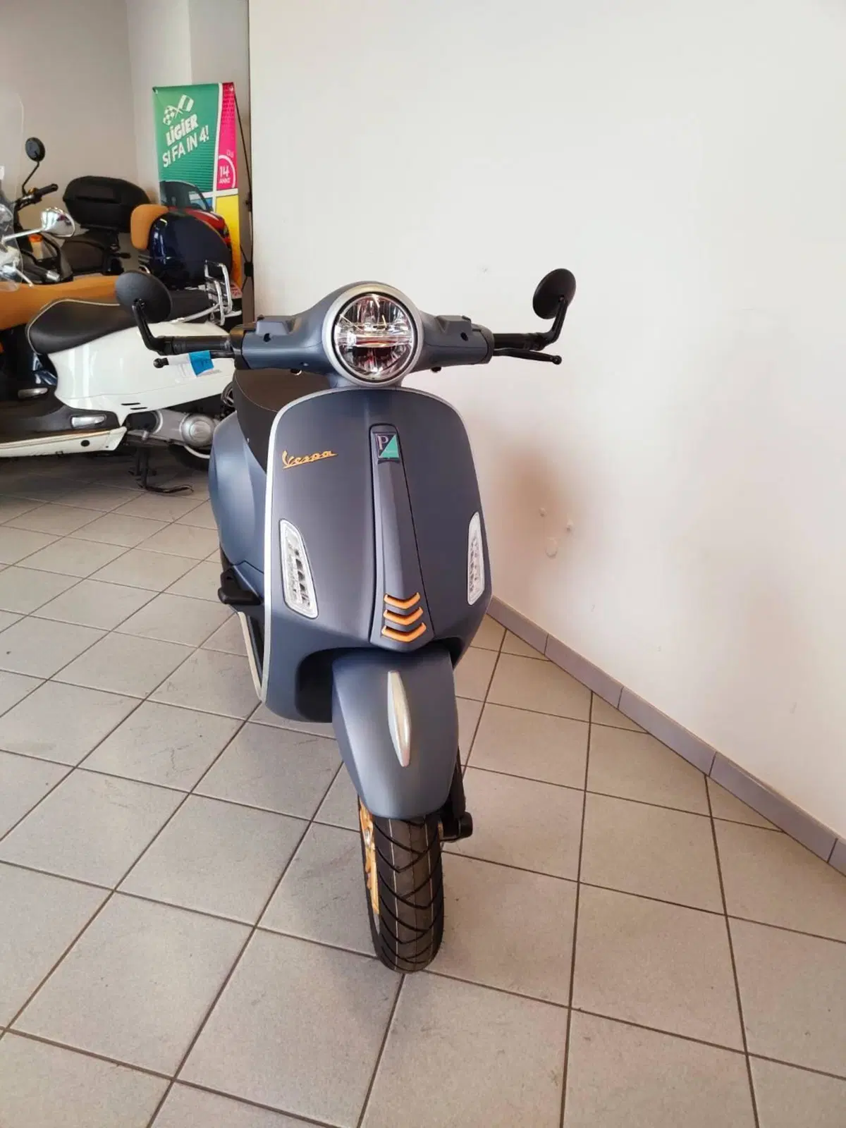 Vespa Primavera 125 Officina 8 (2026) (6)