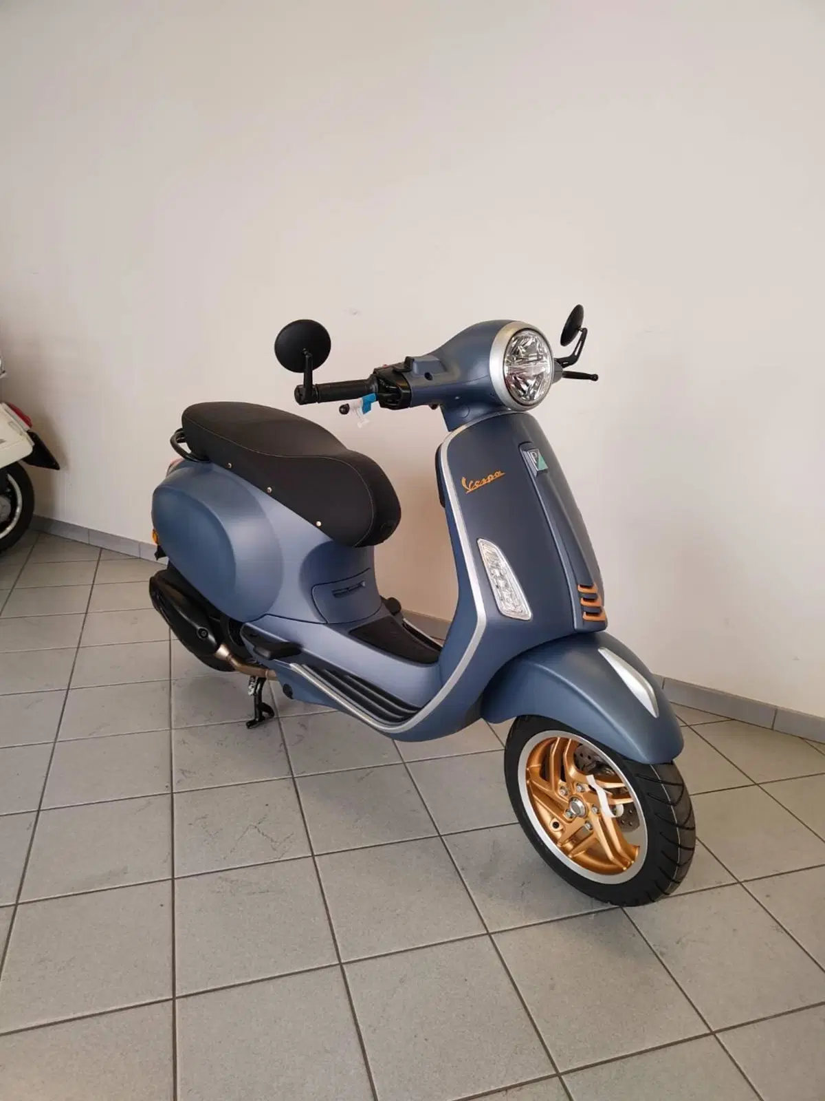 Vespa Primavera 125 Officina 8 (2026) (12)