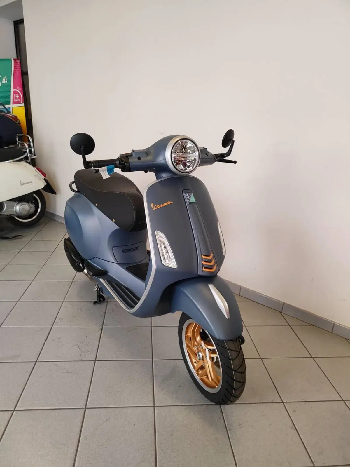 Vespa Primavera 125 Officina 8 (2026) (13)