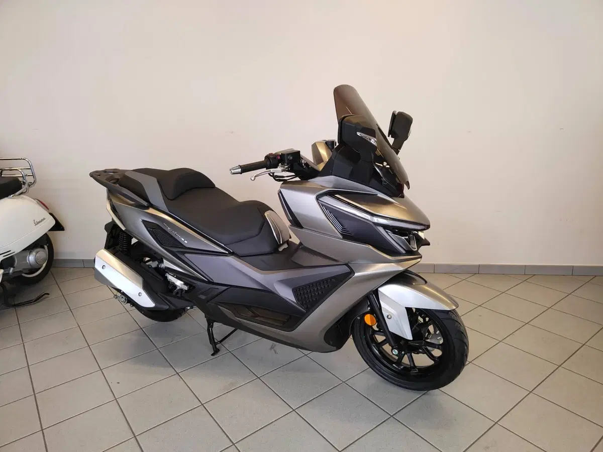 Sym CruiSym 400 (2026) (2)