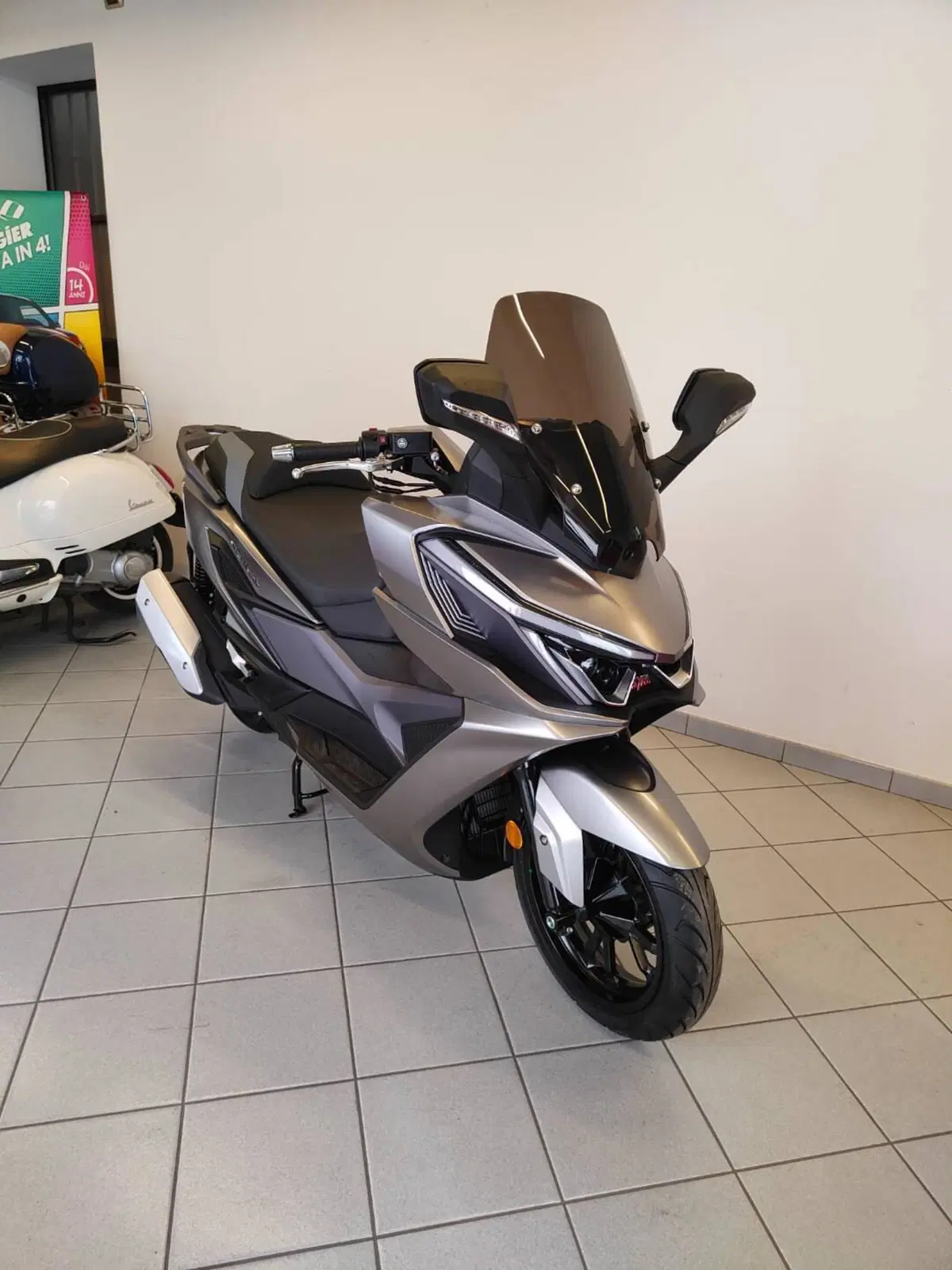 Sym CruiSym 400 (2026) (4)