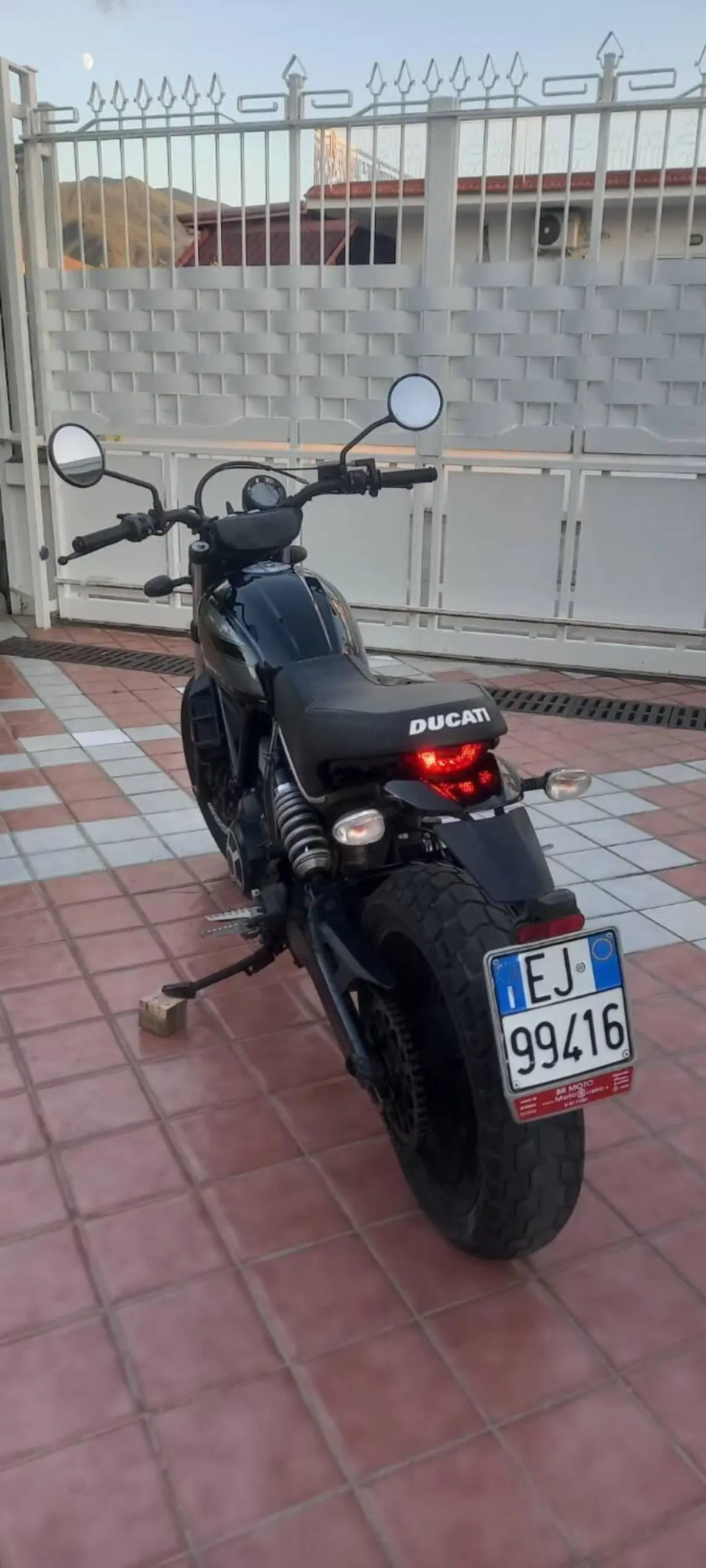 Ducati Scrambler 400 Sixty 2 (2016 - 21) (4)