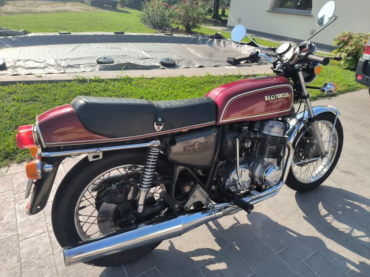 Honda 750F SuperSport (2)
