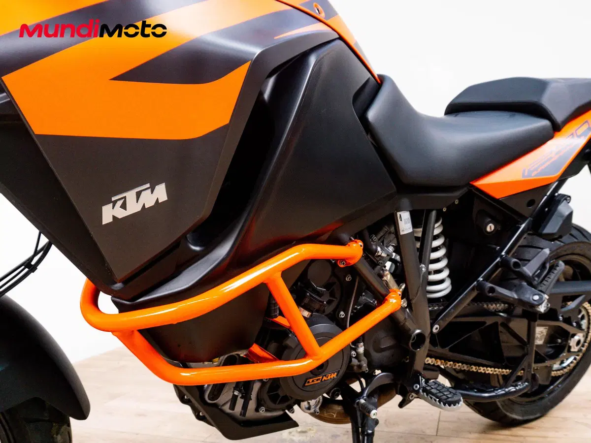 KTM 1290 Super Adventure S (2021) (9)