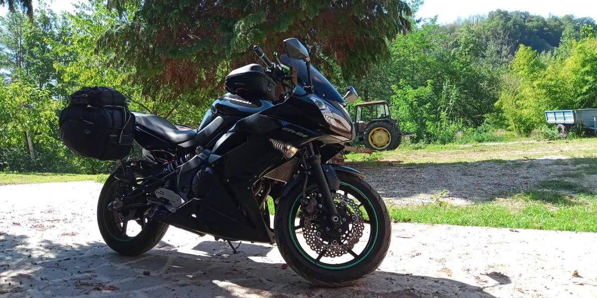 Kawasaki ER-6F (2009 - 11) (3)