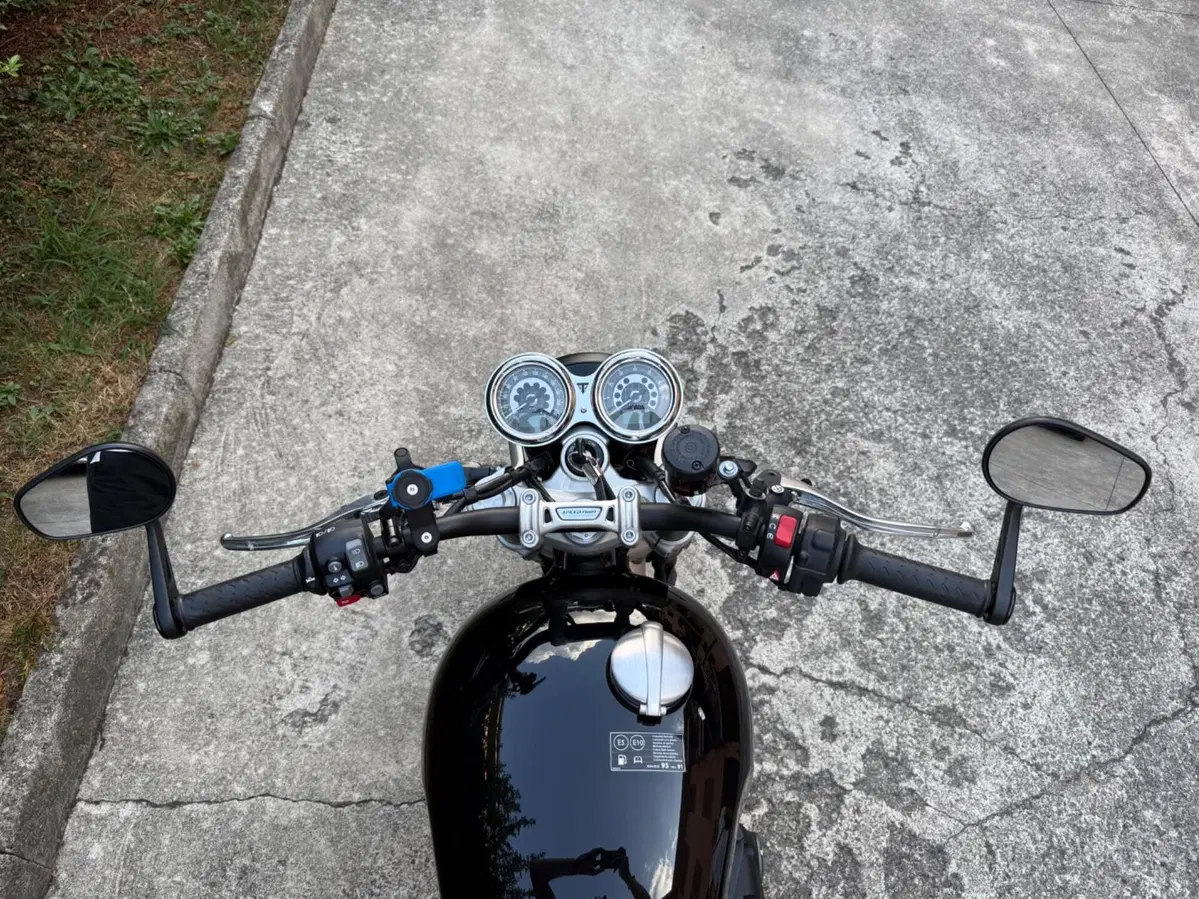 Triumph Speed Twin 1200 (2021 - 24) (7)