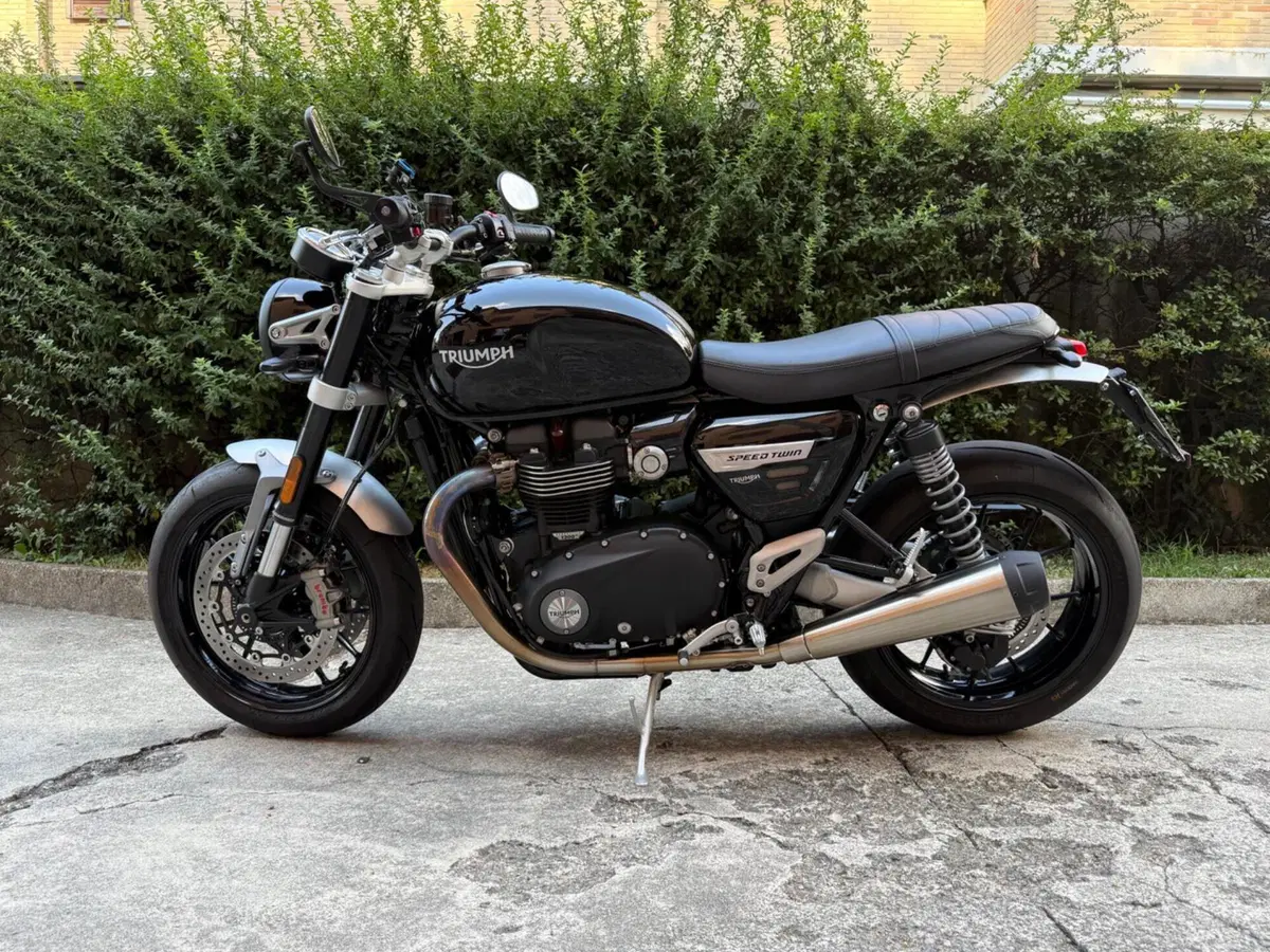 Triumph Speed Twin 1200 (2021 - 24) (9)