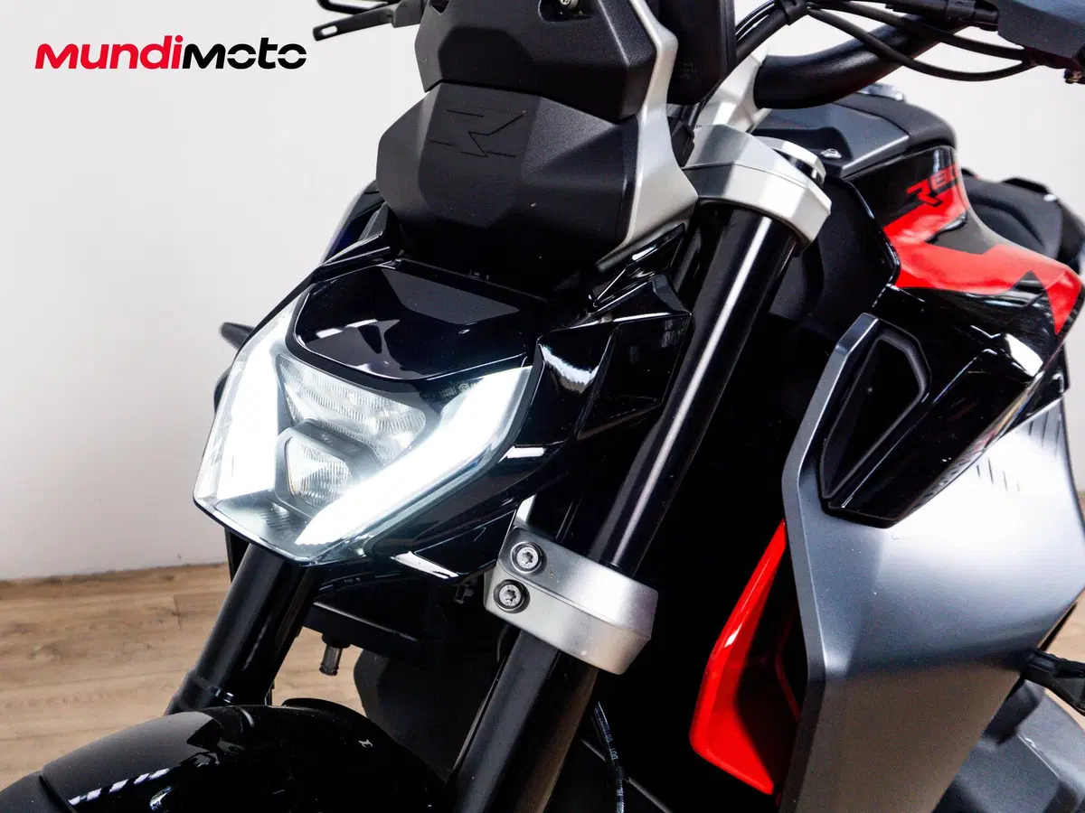 Bmw R 1300 R (2026 - 27) (14)