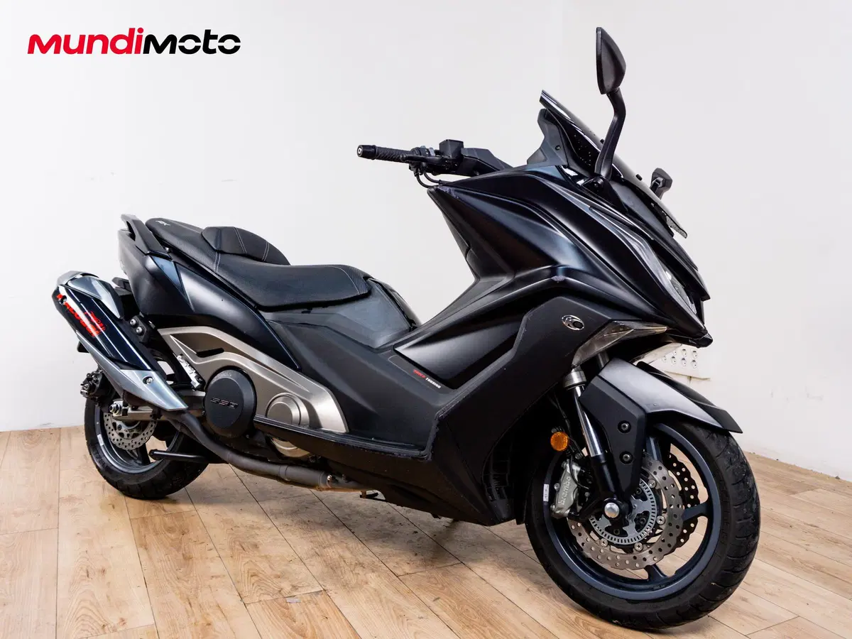 Kymco AK 550 ETS (2021 - 26) (2)