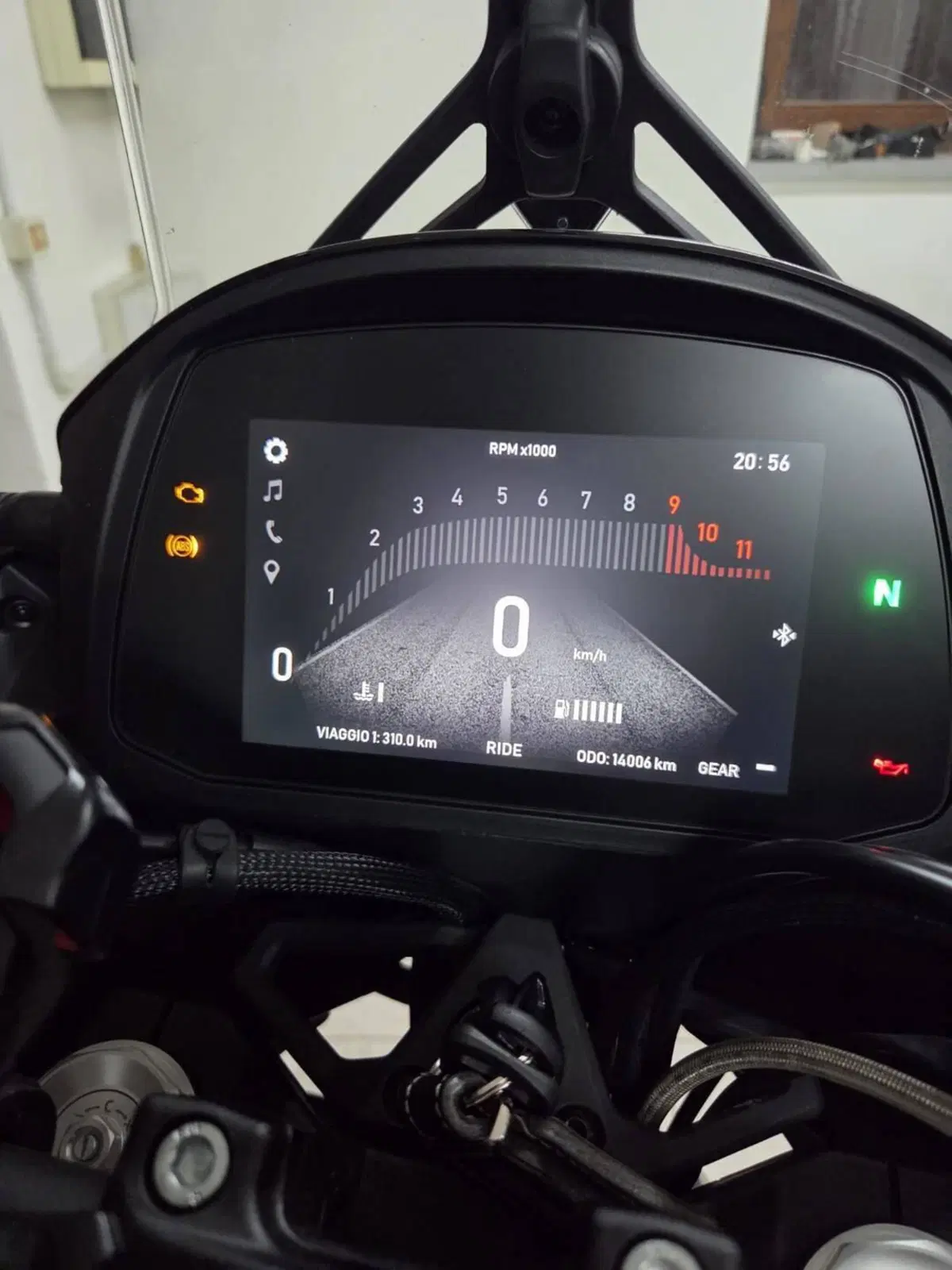 Moto Morini X-Cape 650 (2021 - 26) (2)