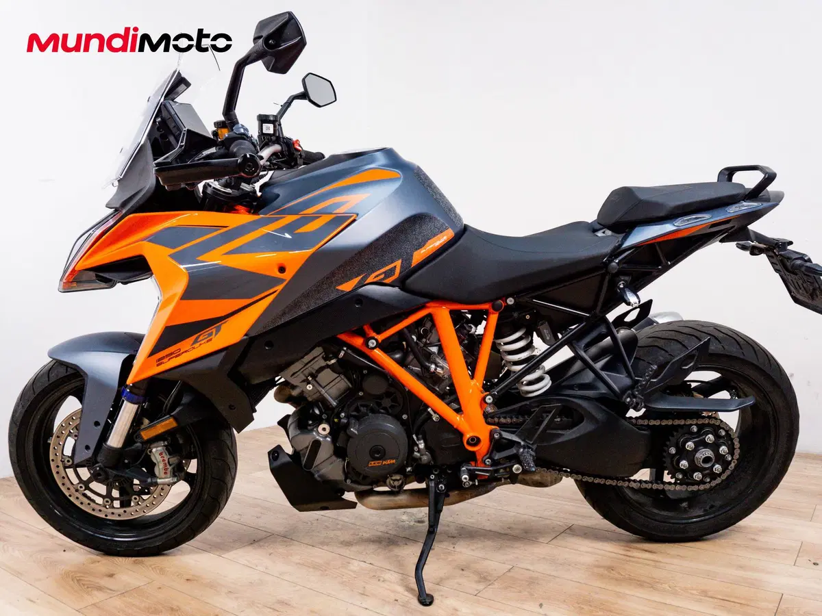 KTM 1290 Super Duke GT (2022 - 25) (6)