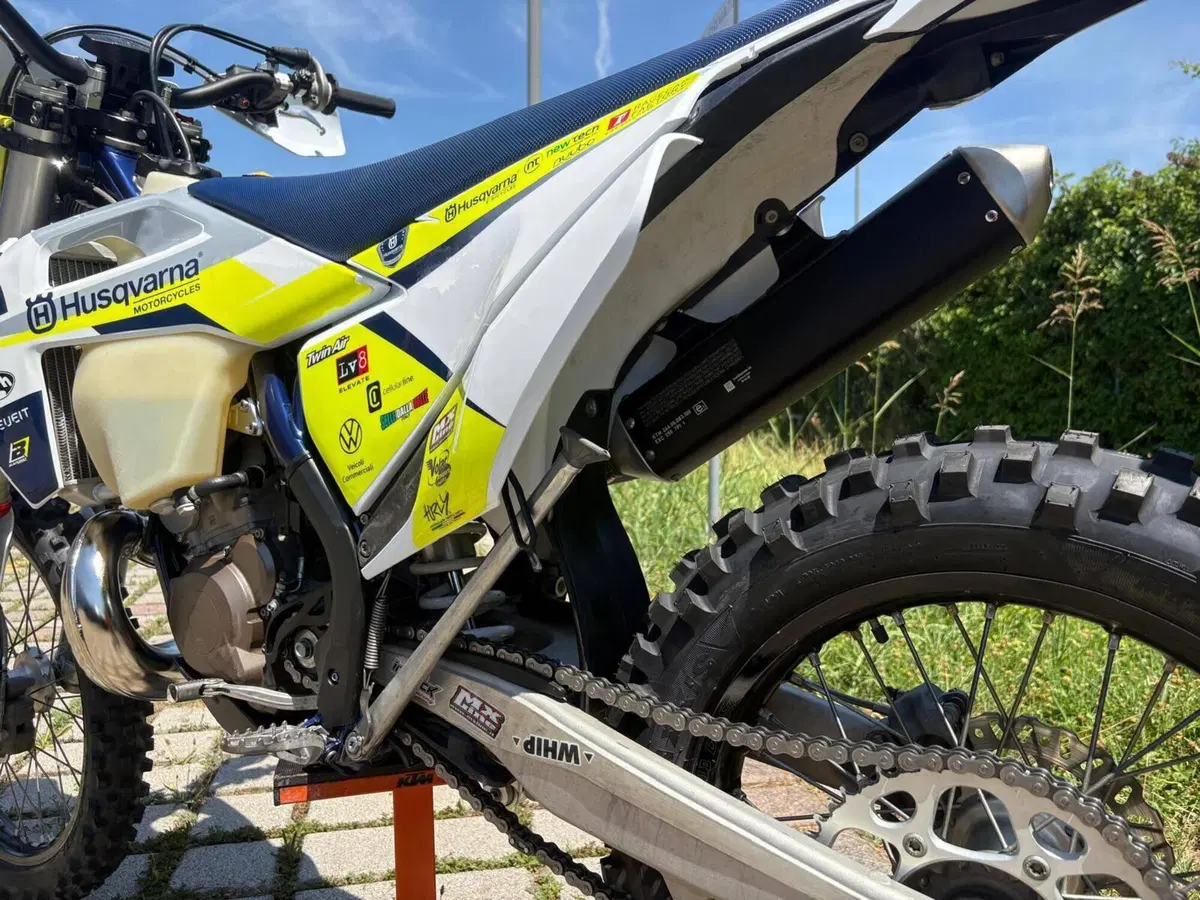 Husqvarna TE 300i (2023) (3)