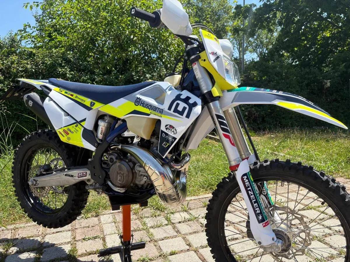 Husqvarna TE 300i (2023) (9)