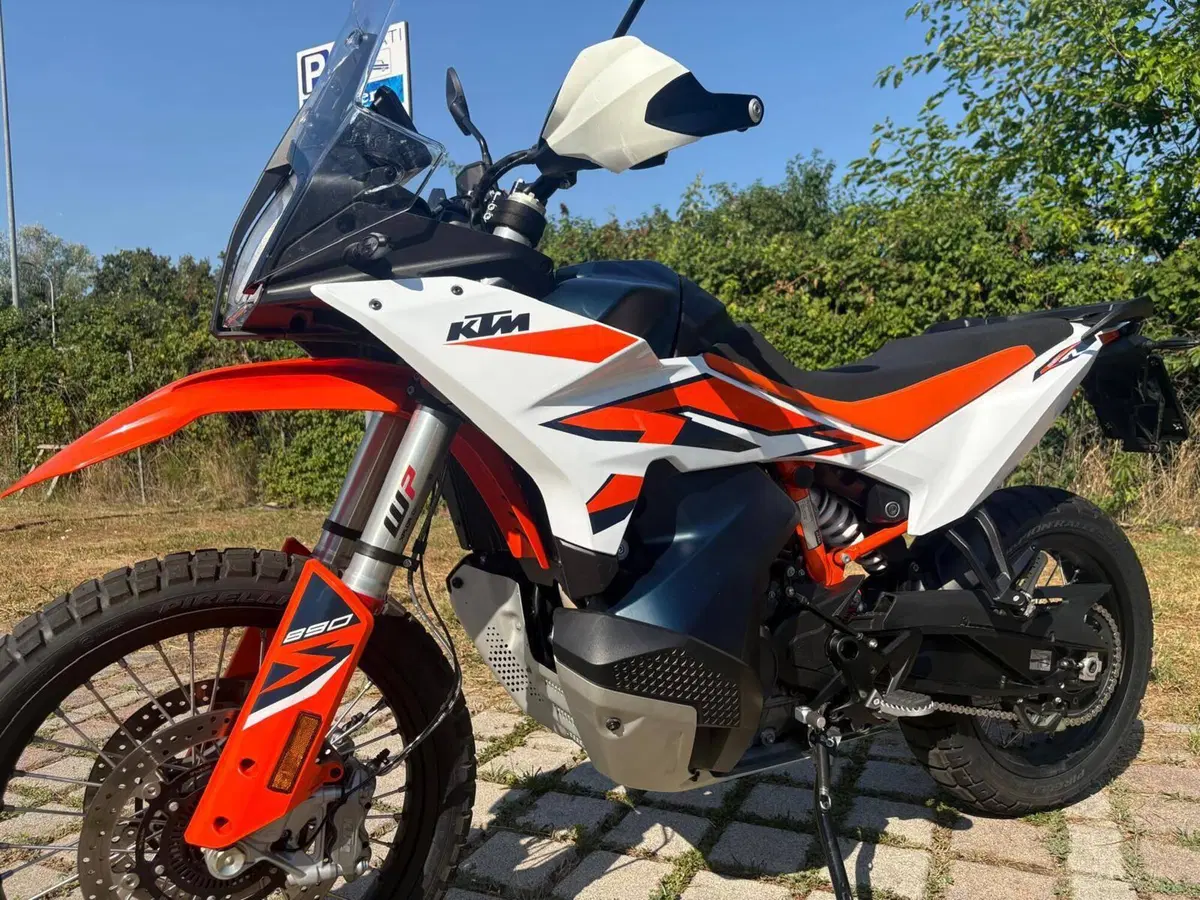 KTM 890 Adventure R (2023 - 24) (4)