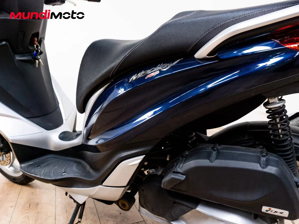 Piaggio Medley 150 ABS (2016 - 19) (10)