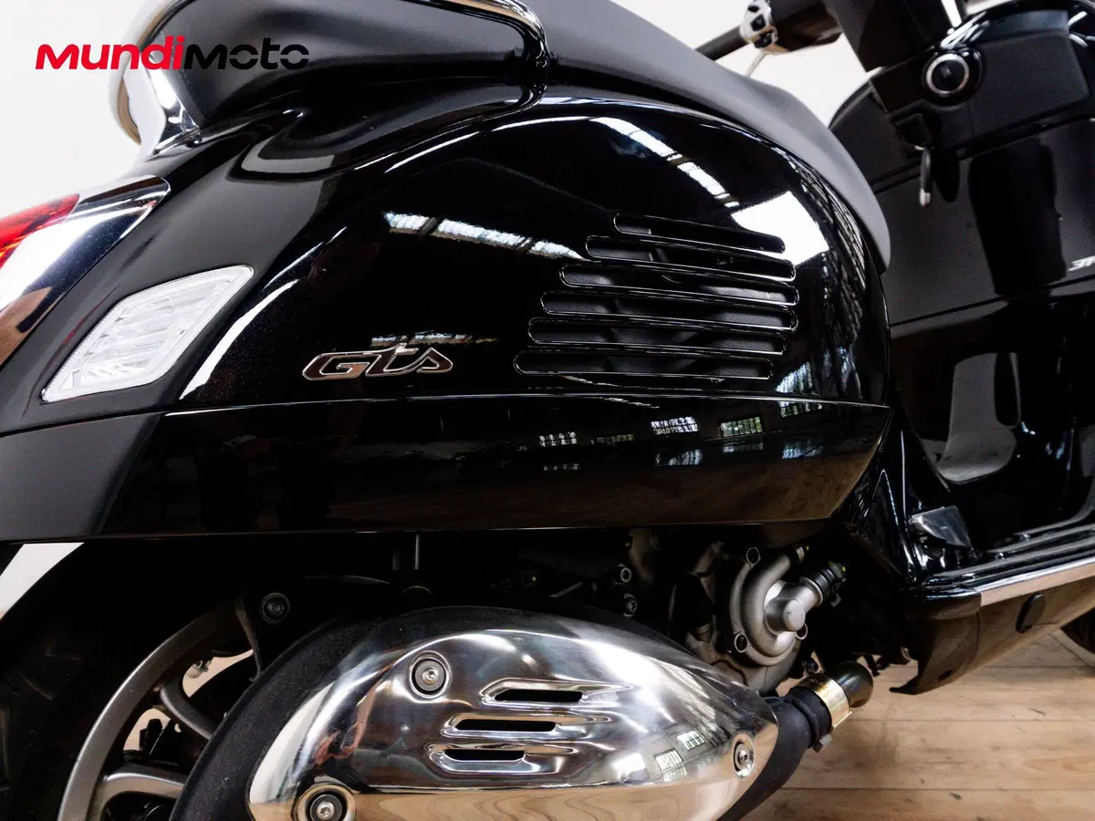 Vespa GTS 310 Super (2025 - 26) (4)