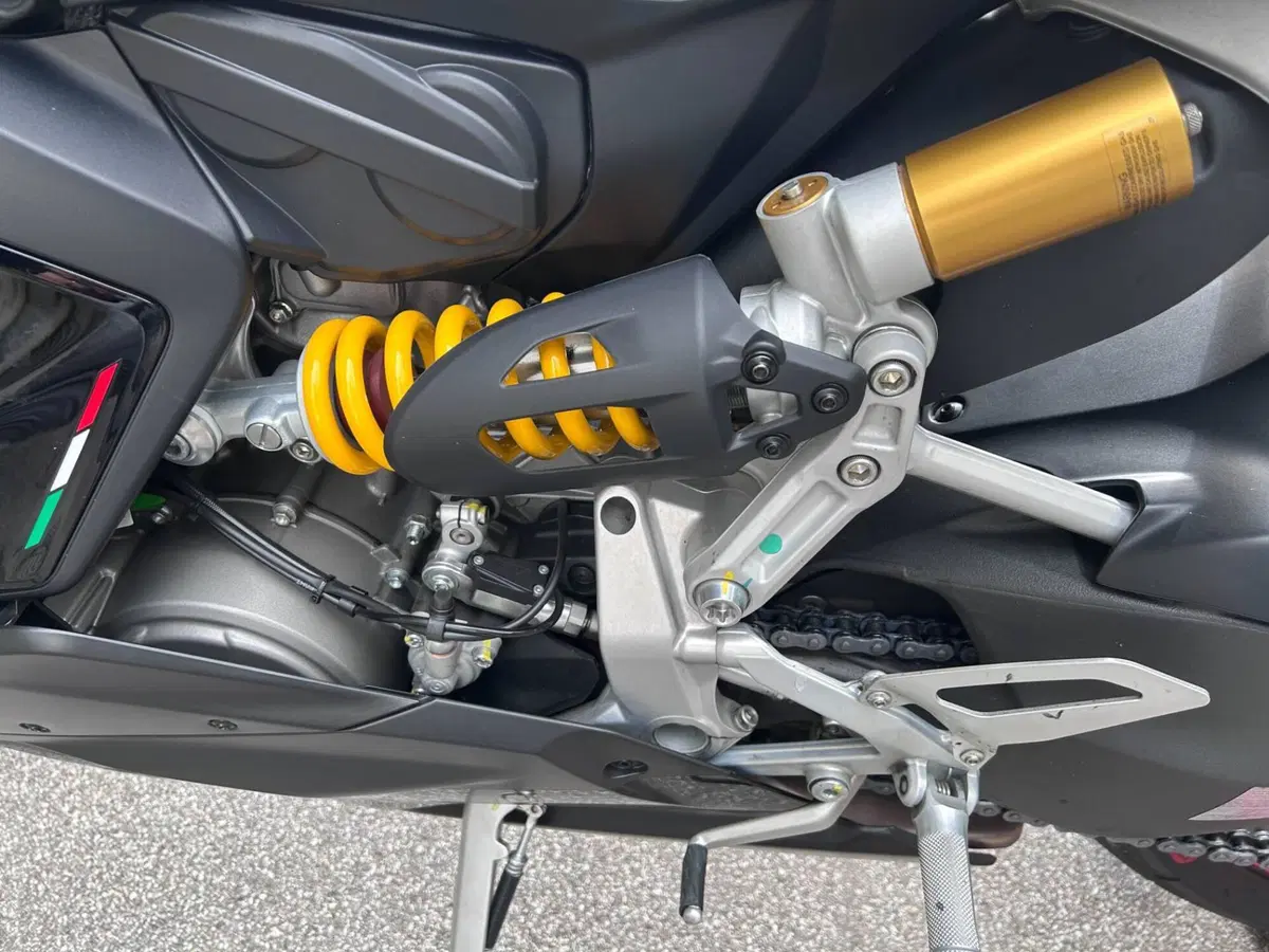Ducati Panigale V2 (2021 - 24) (6)