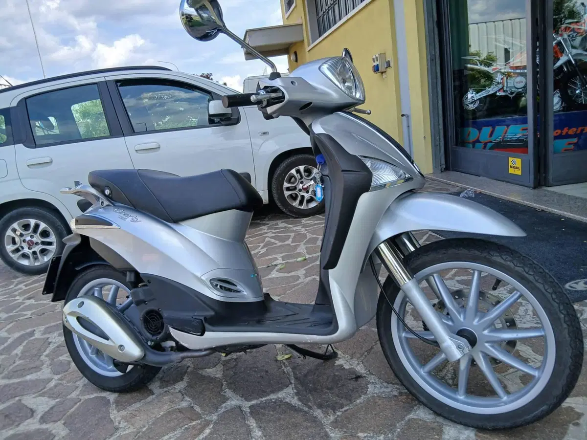 Piaggio Liberty 125 4T (2003 - 13) (2)