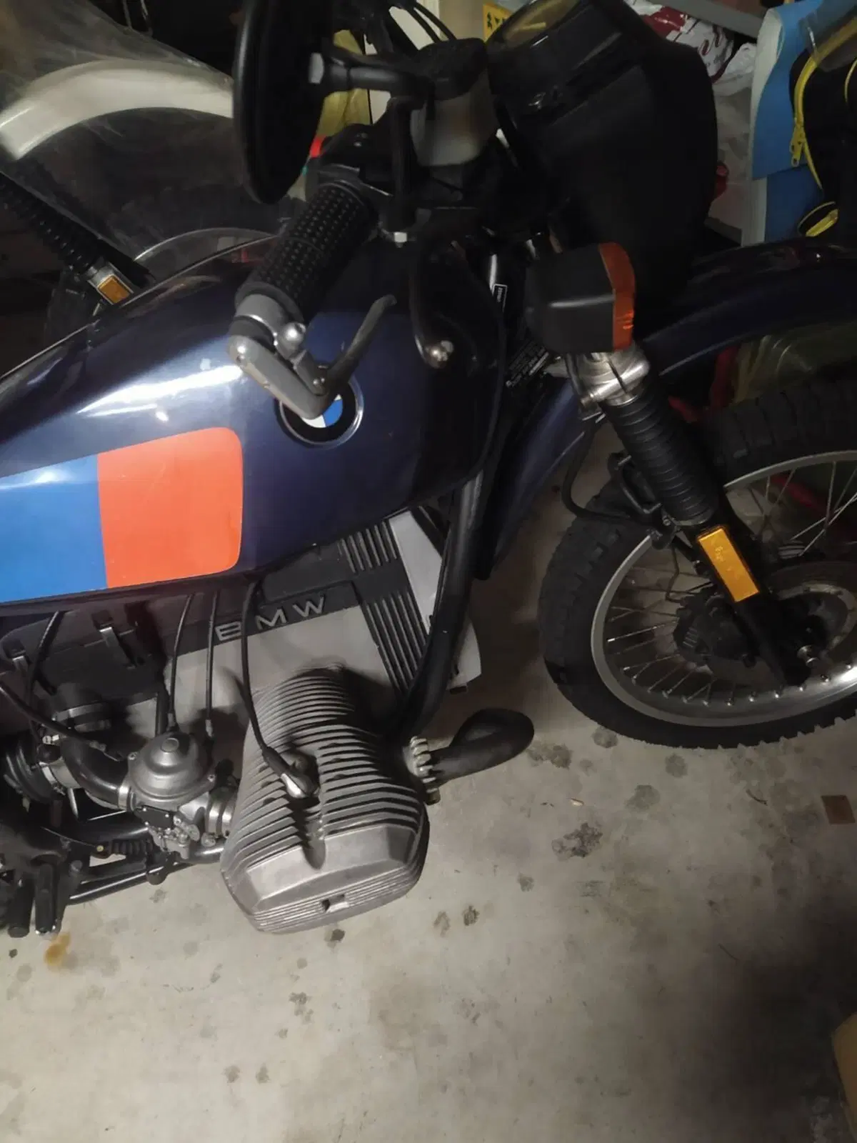 Bmw G/S 80  (8)